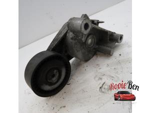 Gebruikte Spanrol Multiriem Volkswagen Golf V (1K1) 1.9 TDI Prijs € 15,00 Margeregeling aangeboden door Rooie Ben autodemontage