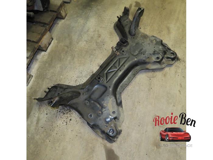 Gebruikte Subframe Citroen Berlingo 1.6 Hdi 75 Prijs € 50,00 Margeregeling aangeboden door Rooie Ben autodemontage