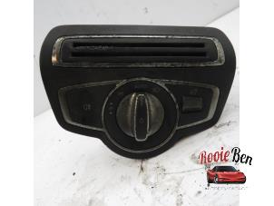 Gebruikte Schakelaar Licht Mercedes C (C205) C-63 S AMG 4.0 V8 Biturbo Prijs op aanvraag aangeboden door Rooie Ben autodemontage