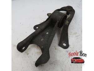 Gebruikte Motorrubber Ford Usa Mustang V 4.0 V6 Prijs € 25,00 Margeregeling aangeboden door Rooie Ben autodemontage