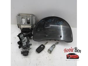 Gebruikte Slotenset Skoda Citigo 1.0 12V Prijs op aanvraag aangeboden door Rooie Ben autodemontage