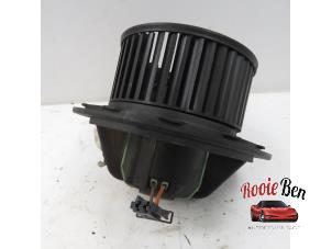 Gebruikte Kachel Ventilatiemotor BMW 1 serie (E87/87N) 116i 1.6 16V Prijs op aanvraag aangeboden door Rooie Ben autodemontage