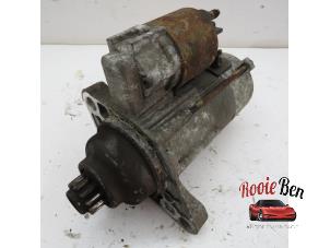 Gebruikte Startmotor Volkswagen Caddy III (2KA,2KH,2CA,2CH) 1.9 TDI Prijs € 40,00 Margeregeling aangeboden door Rooie Ben autodemontage