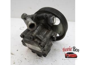 Gebruikte Servopomp Peugeot Boxer (244) 2.2 HDi Prijs € 25,00 Margeregeling aangeboden door Rooie Ben autodemontage