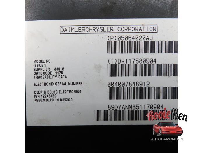 Radio module van een Dodge Ram 3500 Standard Cab (DR/DH/D1/DC/DM) 8.3 1500 SRT-10 Crew Cab 2006