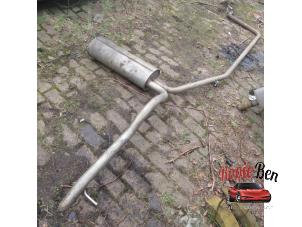 Gebruikte Uitlaat Einddemper Opel Vivaro 1.9 DI Prijs € 50,00 Margeregeling aangeboden door Rooie Ben autodemontage