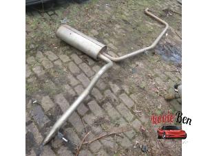 Gebruikte Uitlaat Einddemper Opel Vivaro 1.9 DI Prijs € 50,00 Margeregeling aangeboden door Rooie Ben autodemontage