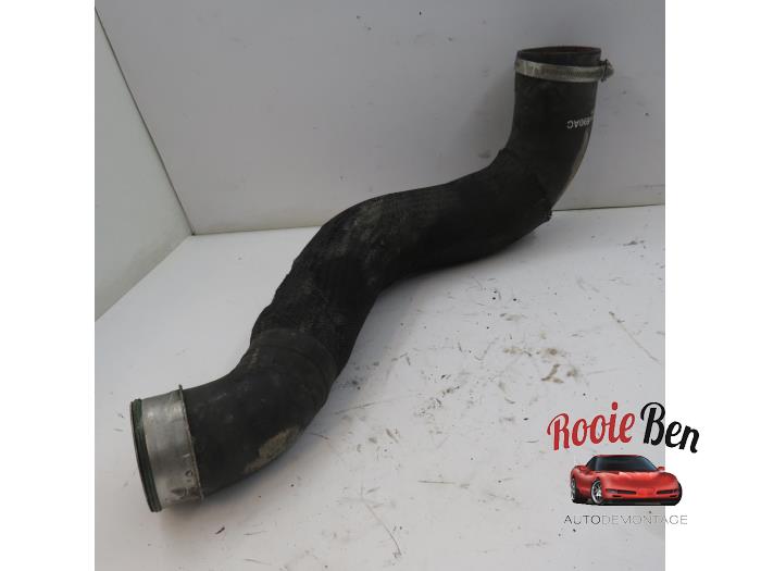 Gebruikte Intercooler Slang Chrysler 300 C 3.0 CRD V6 24V Prijs € 25,00 Margeregeling aangeboden door Rooie Ben autodemontage