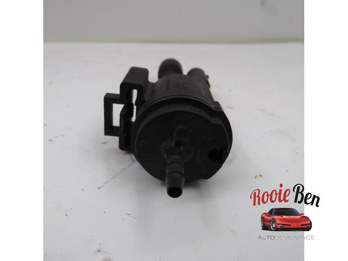 Turbodruk sensor van een Mercedes-Benz GLC (X253) 2.0 300 16V 4-Matic 2016