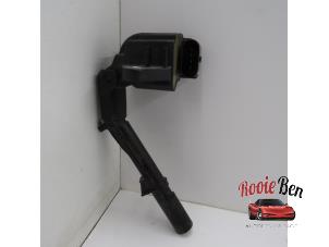 Gebruikte Bobine Mercedes GLC (X253) 2.0 300 16V 4-Matic Prijs € 20,00 Margeregeling aangeboden door Rooie Ben autodemontage