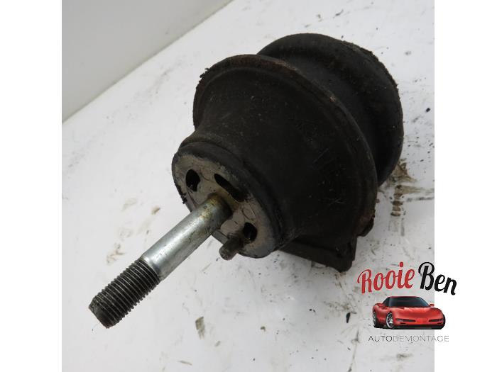 Gebruikte Motorrubber Lexus GS (..S16) 300 3.0 24V VVT-i Prijs € 25,00 Margeregeling aangeboden door Rooie Ben autodemontage