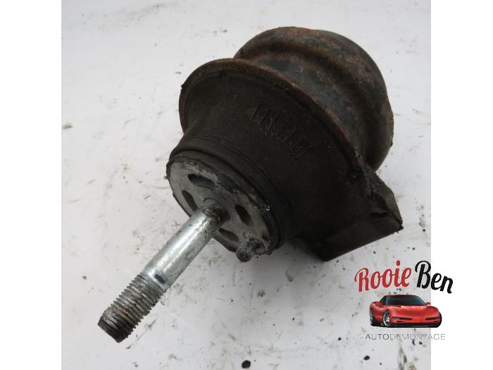 Gebruikte Motorrubber Lexus GS (..S16) 300 3.0 24V VVT-i Prijs € 25,00 Margeregeling aangeboden door Rooie Ben autodemontage