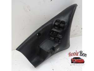 Gebruikte Combischakelaar ramen Dodge Caravan/Grand Caravan 3.3i V6 Prijs € 20,00 Margeregeling aangeboden door Rooie Ben autodemontage