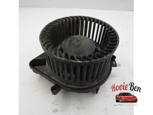 Gebruikte Kachel Ventilatiemotor Audi A4 Avant (B6) 2.5 TDI 24V Prijs € 25,00 Margeregeling aangeboden door Rooie Ben autodemontage
