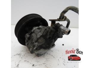 Gebruikte Pomp Servo Renault Master III (FV) 2.3 dCi 145 16V FWD Prijs op aanvraag aangeboden door Rooie Ben autodemontage