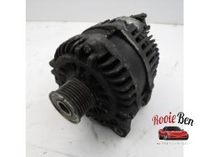 Gebruikte Dynamo Renault Master III (FV) 2.3 dCi 145 16V FWD Prijs op aanvraag aangeboden door Rooie Ben autodemontage