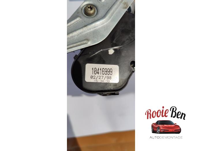 Ruitenwissermotor achter van een Chevrolet Trans Sport 3.4 V6 1998