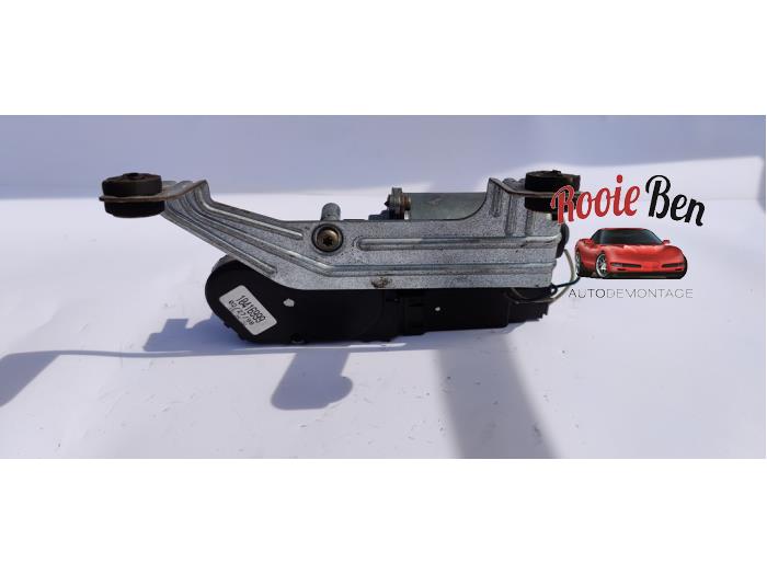 Ruitenwissermotor achter van een Chevrolet Trans Sport 3.4 V6 1998