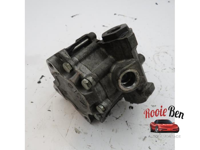 Gebruikte Pomp Servo BMW X3 (E83) 3.0d 24V Prijs € 40,00 Margeregeling aangeboden door Rooie Ben autodemontage