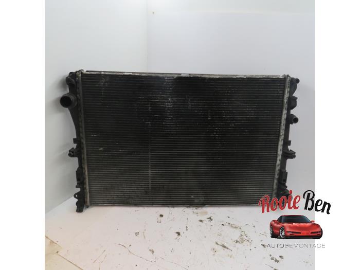 Gebruikte Radiateur Mercedes C (W205) C-350 e 2.0 16V Prijs € 100,00 Margeregeling aangeboden door Rooie Ben autodemontage