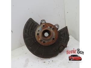 Gebruikte Fusee rechts-voor Mercedes ML I (163) 270 2.7 CDI 20V Prijs € 20,00 Margeregeling aangeboden door Rooie Ben autodemontage