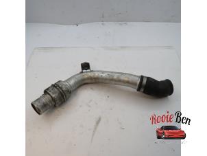 Gebruikte Intercooler Slang Volkswagen Touareg (7PA/PH) 3.0 TDI V6 24V Prijs € 50,00 Margeregeling aangeboden door Rooie Ben autodemontage