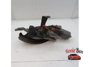 Gebruikte Achterklep motor Chrysler Voyager Prijs € 50,00 Margeregeling aangeboden door Rooie Ben autodemontage