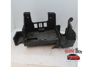 Gebruikte Accubak Dodge Ram 1500 Crew Cab (DS/DJ/D2) 5.7 V8 Hemi 1500 4x2 Prijs op aanvraag aangeboden door Rooie Ben autodemontage