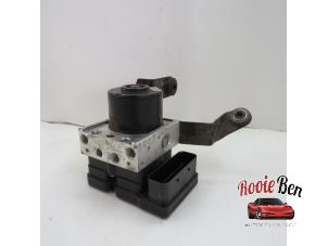 Gebruikte ABS Pomp Mazda 5 (CR19) 1.8i 16V Prijs € 50,00 Margeregeling aangeboden door Rooie Ben autodemontage