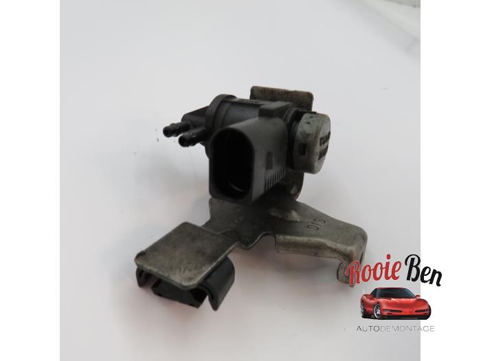 Gebruikte Brandstofdruk sensor Volkswagen Tiguan (5N1/2) 2.0 TDI 16V 4Motion Prijs € 15,00 Margeregeling aangeboden door Rooie Ben autodemontage