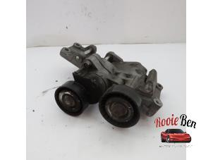 Gebruikte Spanrol Multiriem Mitsubishi Lancer Sports Sedan (CY/CZ) 1.8 MIVEC 16V Bifuel Prijs € 15,00 Margeregeling aangeboden door Rooie Ben autodemontage