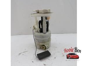 Gebruikte Brandstofpomp Elektrisch Nissan Micra (K12) 1.2 16V Prijs € 50,00 Margeregeling aangeboden door Rooie Ben autodemontage