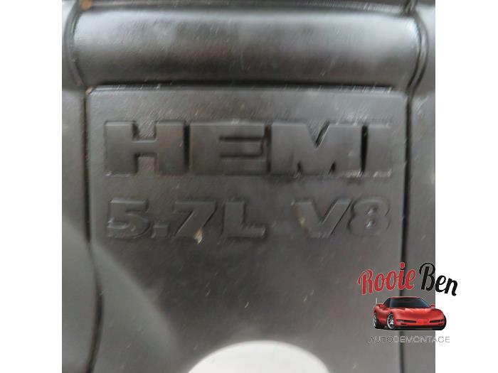 Motor Beschermplaat van een RAM 1500 Crew Cab (DS/DJ/D2) 5.7 Hemi V8 4x4 2011