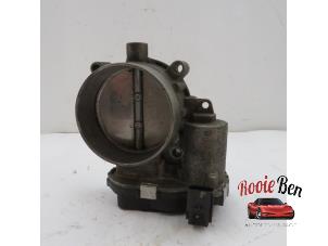 Gebruikte Gasklephuis Dodge 1500 Crew Cab (DS) 5.7 Hemi V8 4x4 Prijs € 150,00 Margeregeling aangeboden door Rooie Ben autodemontage