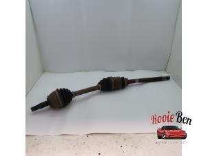 Gebruikte Homokineetas rechts-voor Fiat Punto Evo (199) 1.3 JTD Multijet 85 16V Prijs € 30,00 Margeregeling aangeboden door Rooie Ben autodemontage