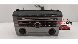 Gebruikte Radio Mazda 3 Sport (BK14) 1.6i 16V Prijs € 50,00 Margeregeling aangeboden door Rooie Ben autodemontage