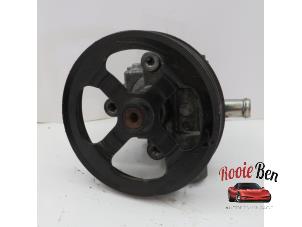 Gebruikte Pomp Servo Dodge Avenger (JS) 2.0 16V Prijs € 75,00 Margeregeling aangeboden door Rooie Ben autodemontage