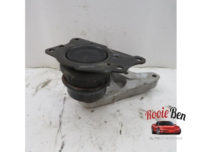 Gebruikte Motorrubber Skoda Fabia II Combi 1.2 TDI 12V Greenline Prijs € 25,00 Margeregeling aangeboden door Rooie Ben autodemontage