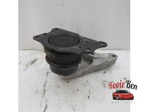 Gebruikte Motorsteun Skoda Fabia II Combi 1.2 TDI 12V Greenline Prijs € 25,00 Margeregeling aangeboden door Rooie Ben autodemontage