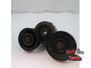 Gebruikte Spanrol Multiriem Jeep Cherokee/Liberty (KJ) 3.7 V6 24V Prijs € 15,00 Margeregeling aangeboden door Rooie Ben autodemontage