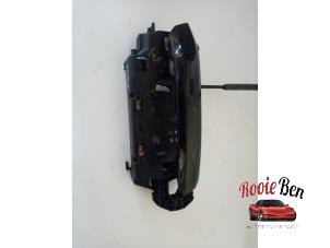 Gebruikte Handgreep Audi A4 Avant (B9) 2.0 35 TFSI Mild Hybrid 16V Prijs op aanvraag aangeboden door Rooie Ben autodemontage