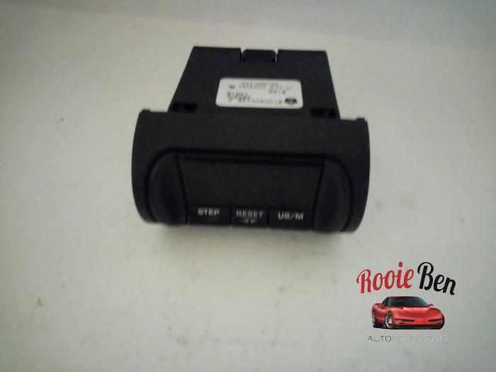 Gebruikte Display Interieur Chrysler Sebring (JR) 2.7 V6 24V Prijs € 25,00 Margeregeling aangeboden door Rooie Ben autodemontage