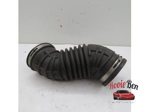 Gebruikte Luchtinlaat slang Dodge Ram 3500 Standard Cab (DR/DH/D1/DC/DM) 5.7 V8 Hemi 1500 4x4 Prijs op aanvraag aangeboden door Rooie Ben autodemontage