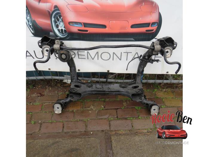 Gebruikte Subframe Audi A4 Avant (B9) 2.0 35 TFSI Mild Hybrid 16V Prijs € 200,00 Margeregeling aangeboden door Rooie Ben autodemontage