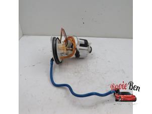 Gebruikte Tank element Pomp Audi A4 Avant (B9) 2.0 35 TFSI Mild Hybrid 16V Prijs € 50,00 Margeregeling aangeboden door Rooie Ben autodemontage