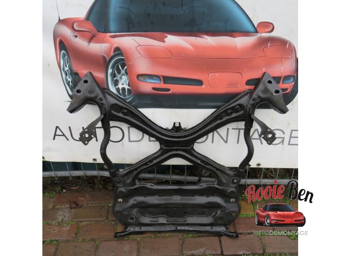 Gebruikte Subframe Audi A4 Avant (B9) 2.0 35 TFSI Mild Hybrid 16V Prijs € 200,00 Margeregeling aangeboden door Rooie Ben autodemontage