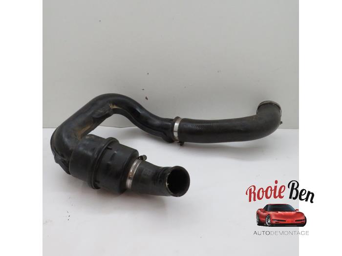 Gebruikte Intercooler Buis Ford Ranger 3.2 TDCI 20V 4x4 Prijs € 50,00 Margeregeling aangeboden door Rooie Ben autodemontage