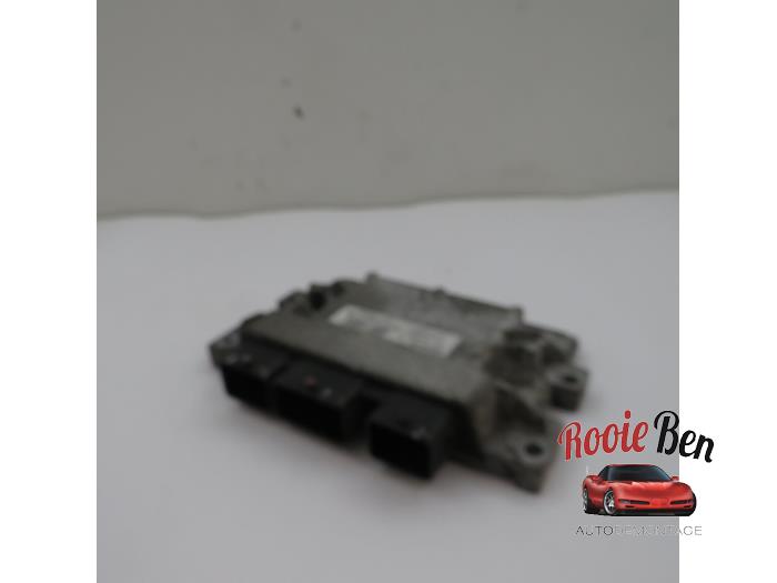 Gebruikte Computer Motormanagement Renault Twingo II (CN) 1.2 Prijs € 40,00 Margeregeling aangeboden door Rooie Ben autodemontage