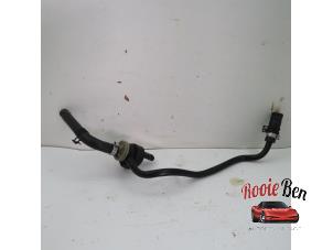 Gebruikte Vacuum ventiel Mercedes E (W213) E-200 2.0 Turbo 16V Prijs op aanvraag aangeboden door Rooie Ben autodemontage