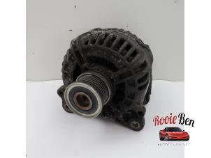 Gebruikte Dynamo Volkswagen Polo IV (9N1/2/3) 1.4 TDI 70 Prijs € 25,00 Margeregeling aangeboden door Rooie Ben autodemontage